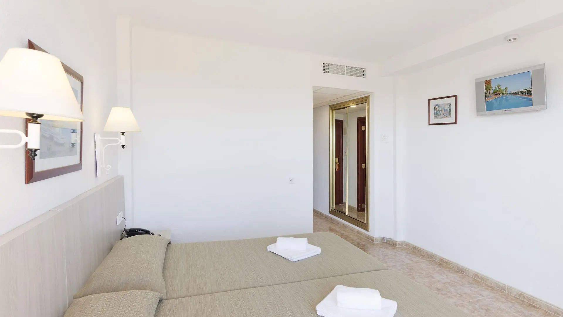 Hotel Hsm Canarios Park Calas de Mallorca